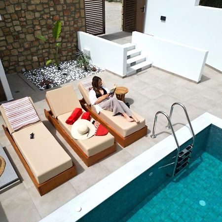 Valantina'S & Mannouel Lardos Luxury Villas 외부 사진