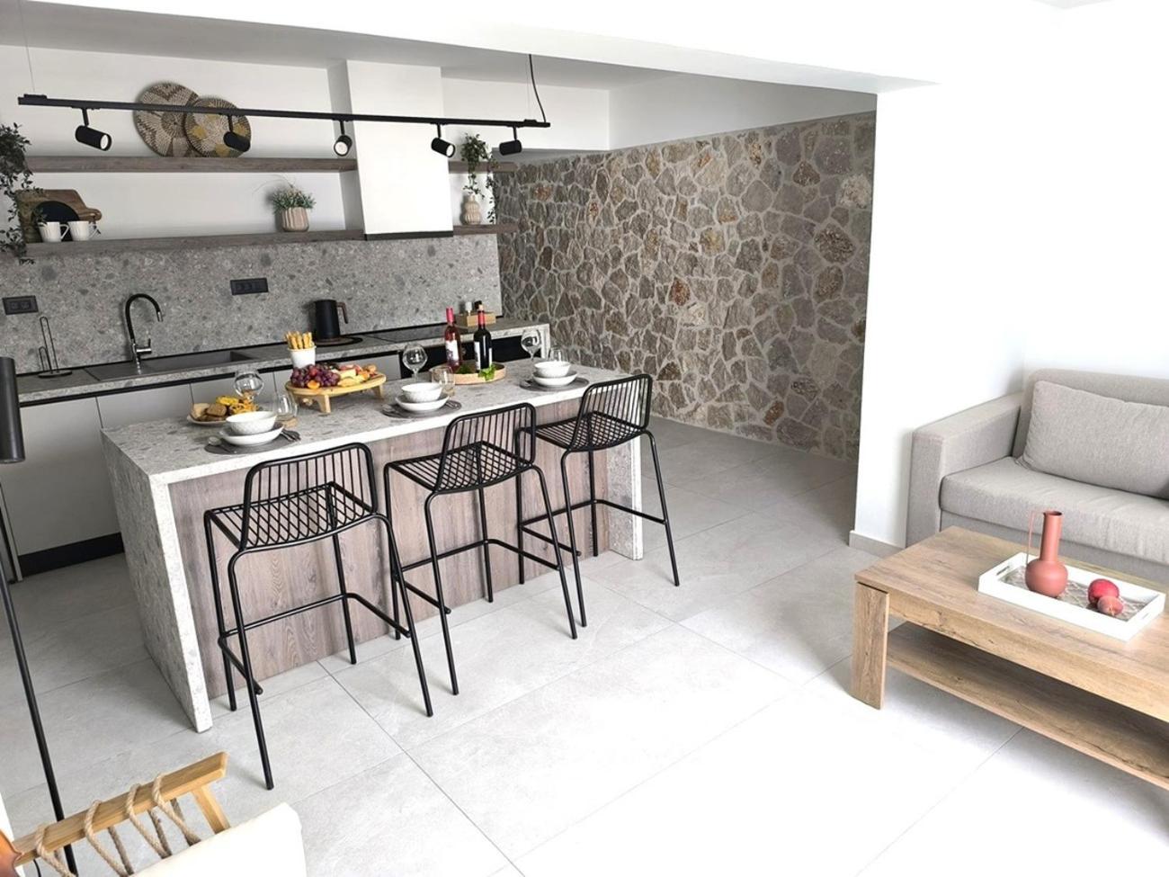 Valantina'S & Mannouel Lardos Luxury Villas 외부 사진