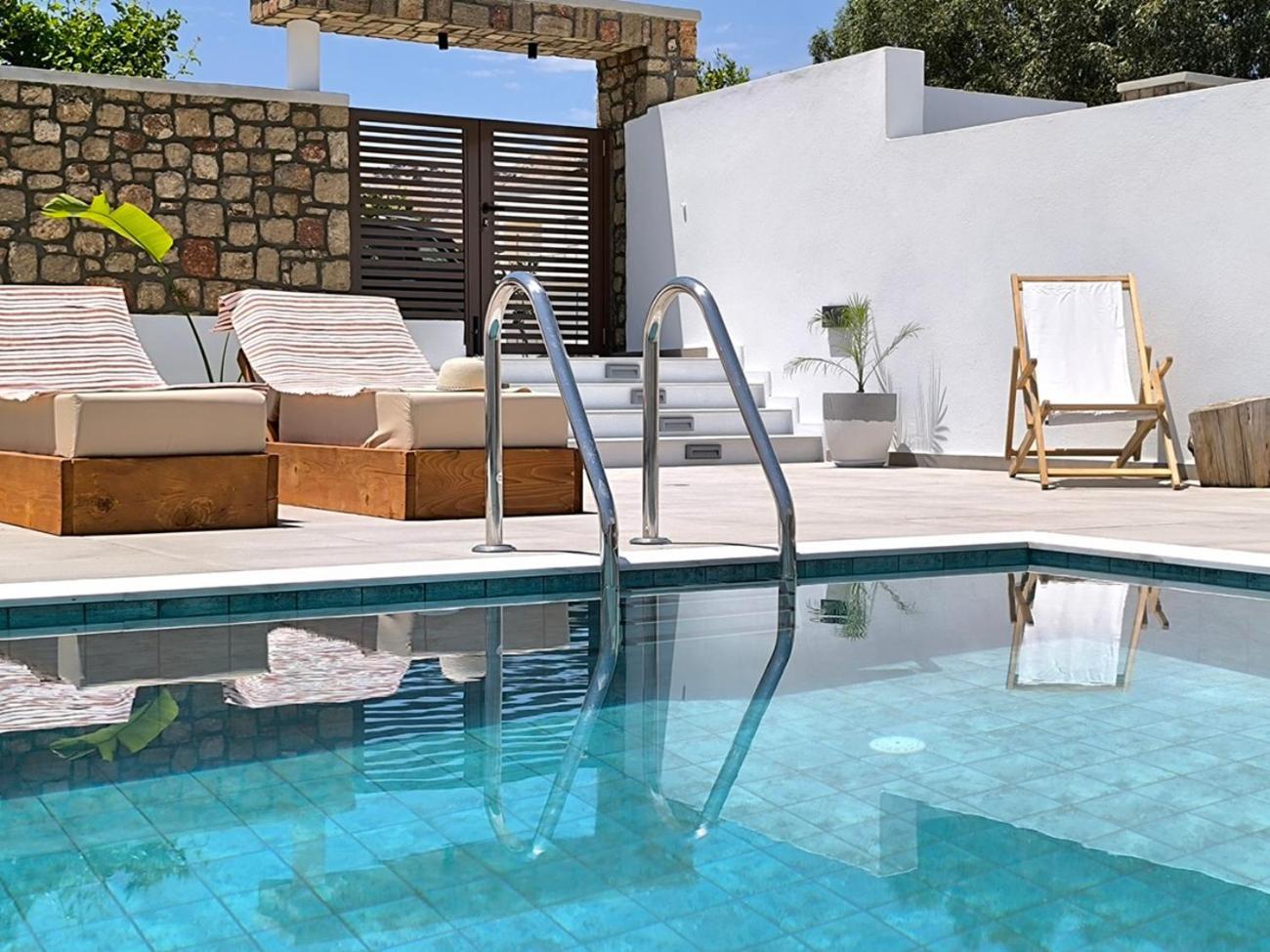 Valantina'S & Mannouel Lardos Luxury Villas 외부 사진