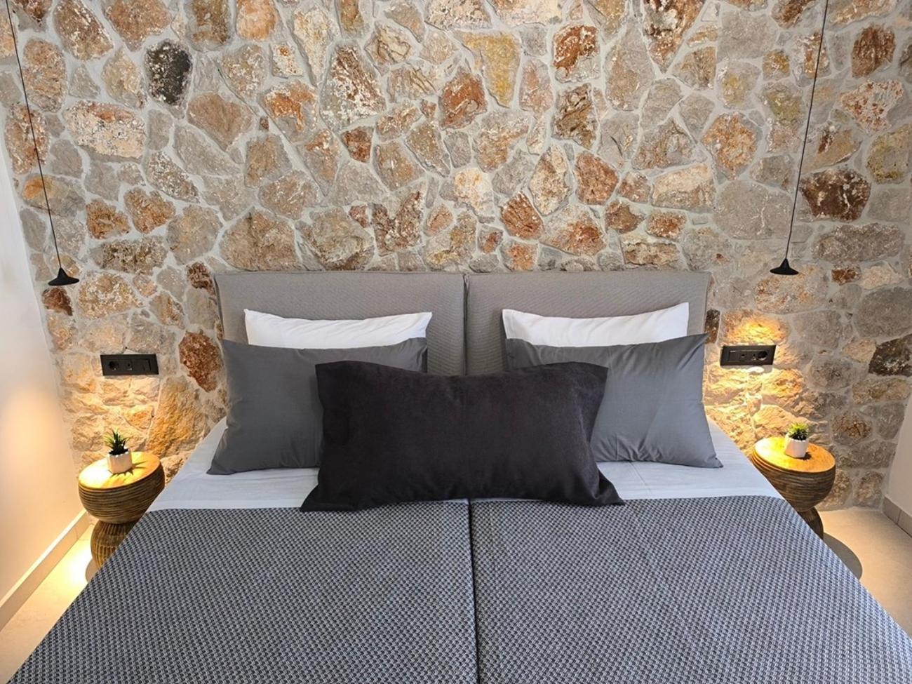 Valantina'S & Mannouel Lardos Luxury Villas 외부 사진